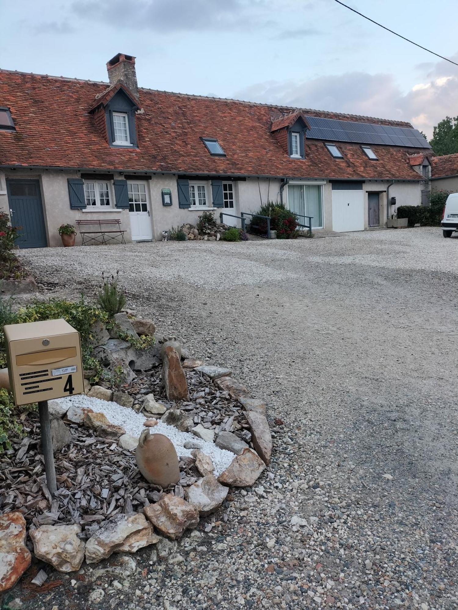 La Ferme Des Bigornes Hotel Chatillon-sur-Indre Ngoại thất bức ảnh